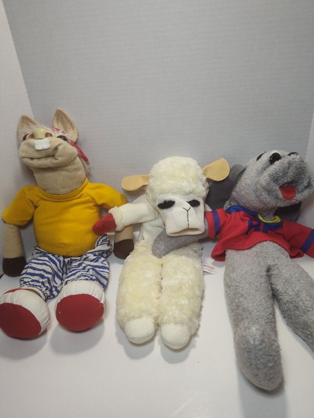 Vtg. Lamb Chop Charlie Horse Hush Puppy Hand Puppets Plush Lot Shari Lewis  17"
